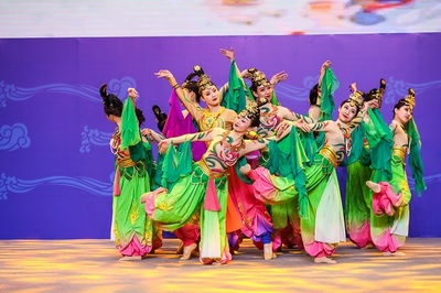 迎冬春文旅新風(fēng)，絲綢古道煥生機(jī)——記“豐收了·游甘肅”冬春文化旅游惠民活動(dòng)啟動(dòng)儀式暨絲綢之路(中國(guó))旅行商大會(huì)